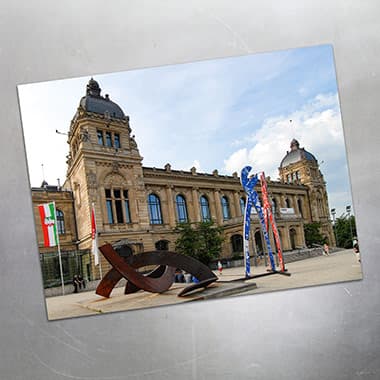 125 años KNIPEX: escultura frente al ayuntamiento de Wuppertal