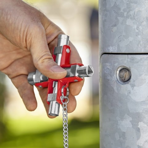 Universal Control Cabinet Key | 00 11 06