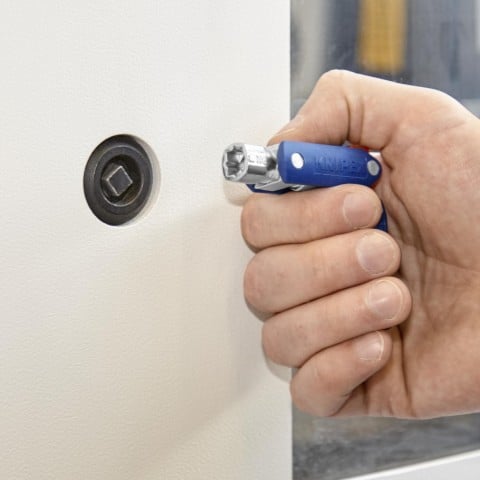 Control Cabinet Key DoubleJoint | 00 11 06 V03