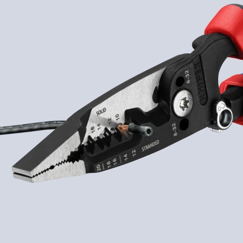 Forged Wire Stripper 20-10 AWG | KNIPEX Tools