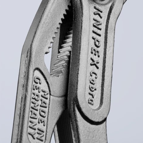 Cobra® Water Pump Pliers | 87 03 250