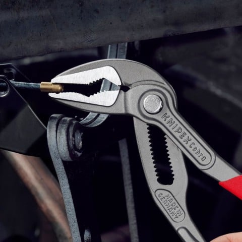 Cobra® ES Water Pump Pliers | 87 51 180