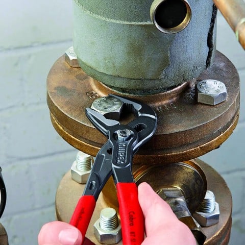 Cobra® Extra-Slim (ES) Water Pump Pliers | 87 51 250