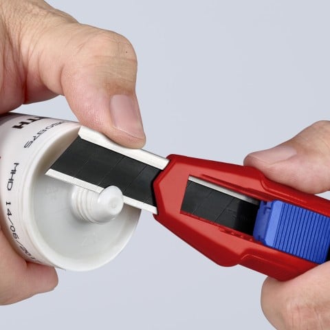 CutiX Universal Snap Knife | 90 10 165 BKA
