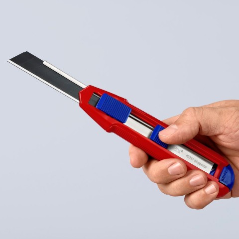 CutiX Universal Snap Knife | KNIPEX Tools