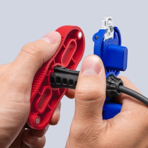 Assembly Tool for MC4® / MC4® Evo 2 | 97 49 66 3 SBA