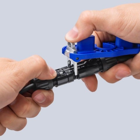 Assembly Tool for MC4® / MC4® Evo 2 | 97 49 66 3 SBA