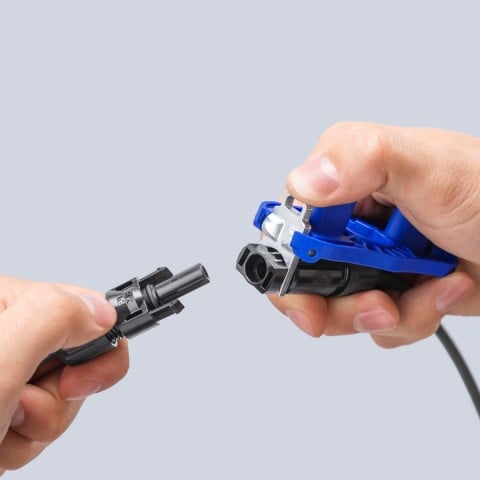 Assembly Tool for MC4® / MC4® Evo 2 | 97 49 66 3 SBA