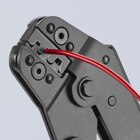 Crimping Pliers For Non-Insulated Open Plug-Type Connectors (Plug 
