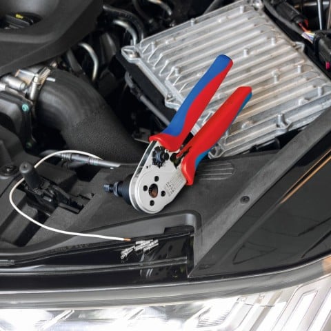 Crimping Pliers - Four-Mandrel For DT Contacts | 97 52 67 DT