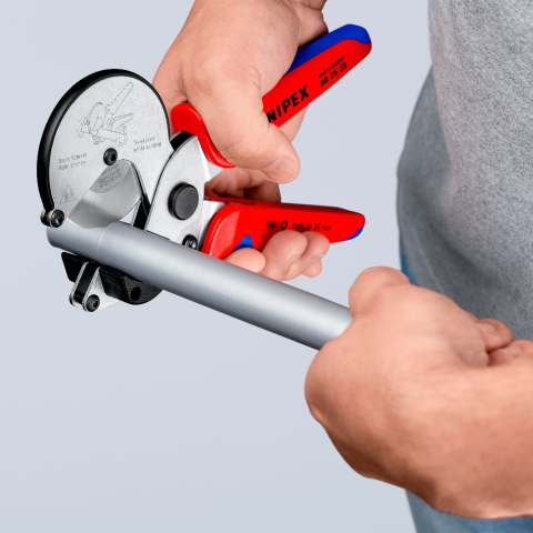 For composite and plastic pipes | KNIPEX